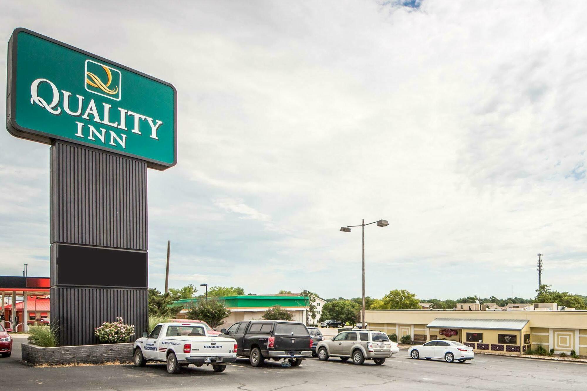 Quality Inn Ponca City Route 77 المظهر الخارجي الصورة
